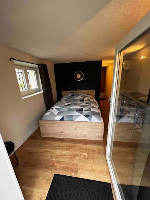 Studio Avec Jardin Et Stationnements Apartamento Bourges Exterior foto